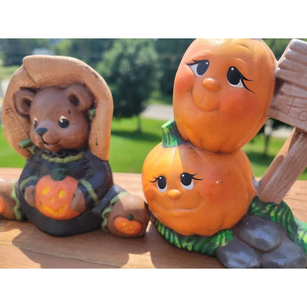 LOT OF VINTAGE HALLOWEEN CERAMIC FIGURES GHOST PUMPKINS BEAR WITCH
